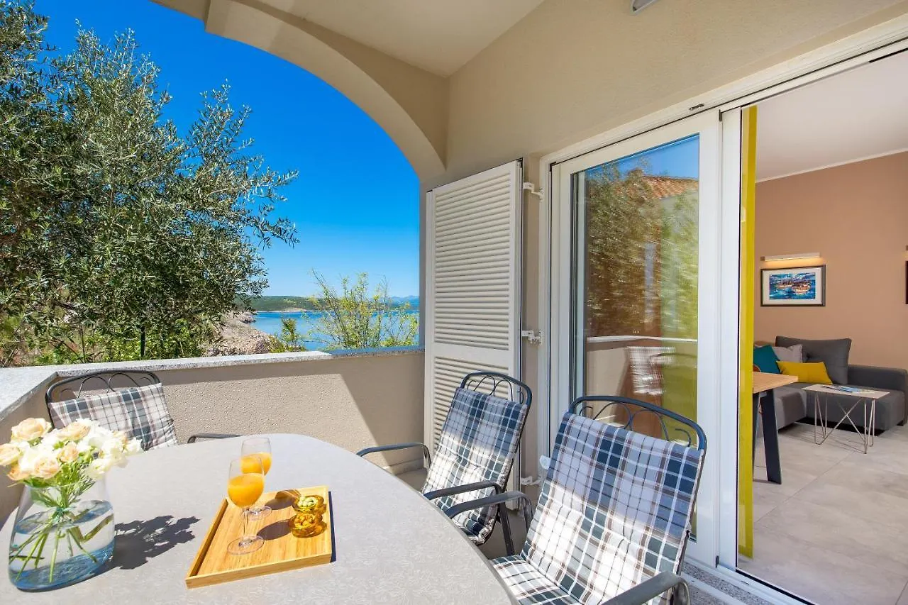 Apartment Apartmani Heni Vrbnik Croatia