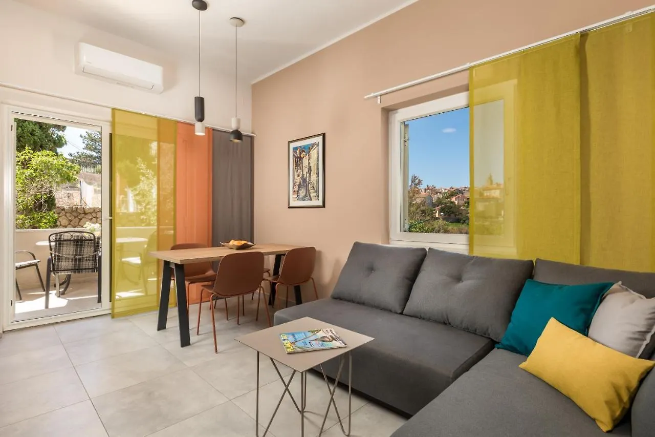 Apartmani Heni Vrbnik 0*,